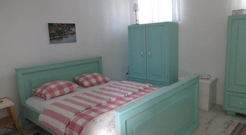 Holiday Home Artina 2 Loviste Room photo